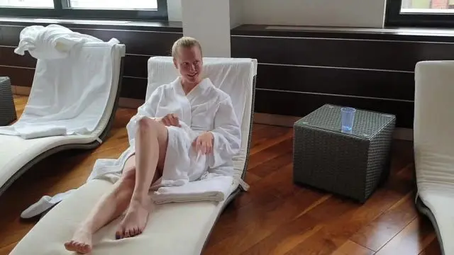 POV Public Quicki in der Sauna