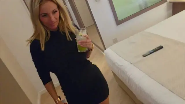 24 Jährigen Typ von Hotelbar abgefickt