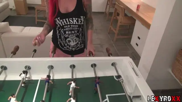 Loch verwettet beim Kickern