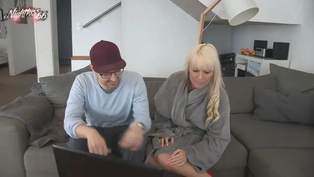 Unerfahrener Student !? Fleischschwanz spritzt heftig ab