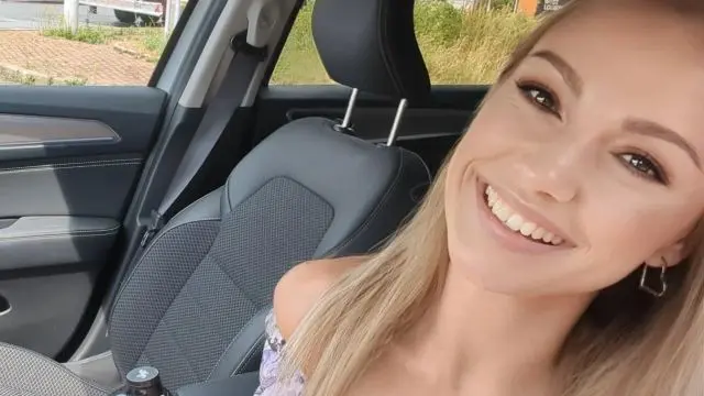 Einmal ficken aber hart ..Ähm Einmal Chicken mit Salat :)