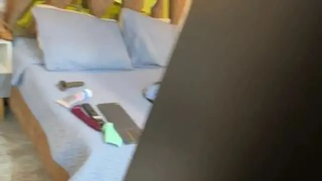 Spioniere mich aus, während ich Vergnügen habe