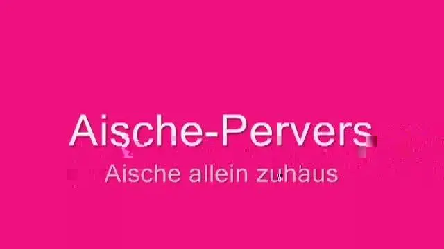 Aische allein zuhaus