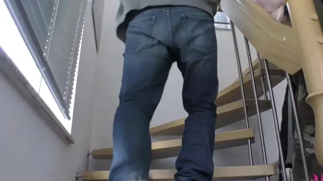 Er wixt auf Tubeseiten, ich ficke heimlich fremd auf der Tr60