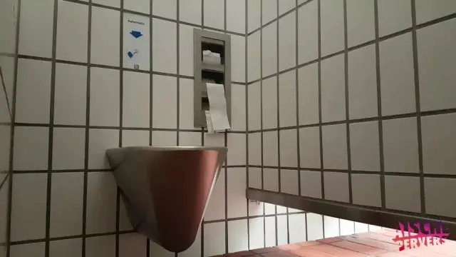 Heimlich auf dem Rastplatz