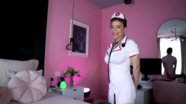 Krankenschwester JOY - Injektion der Unterwerfung
