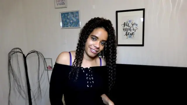 UNSCHULDSLAMM BLÄST WIE DER WIND