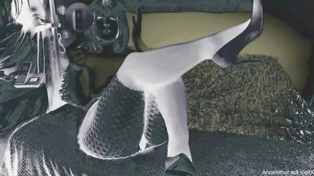 Anne besucht ihren Wichser im Urlaub