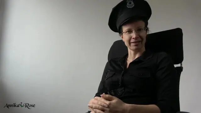 Du bekommst eine Anzeige wegen Erregung öffentlichen Ärgerni