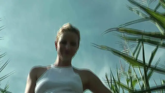 Geiler Bauer hat mich im Feld