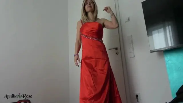 Muschi mit Spekulum gesprengt!