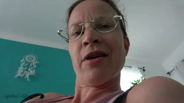 Wieder nur schnell Muschi glotzen...