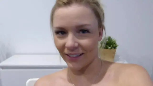 WAHNSINNIG!!! PLUG + SAHNE im ARSCH!!!