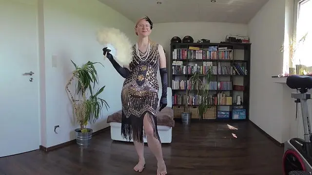 1920 Girl wichst mit dir