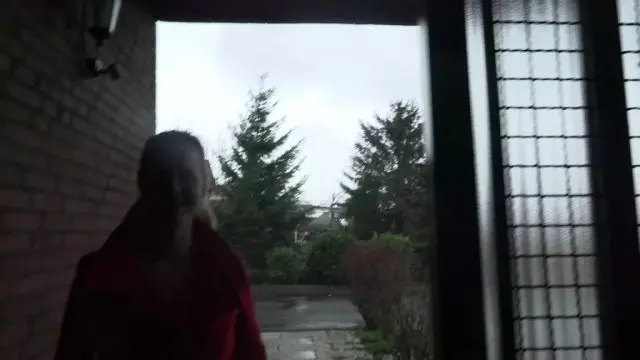 Geile Hobbynutte kommt vorbesamt zum Date