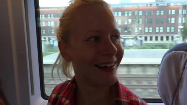 Mega Public! Auf dem Klo kann jeder!