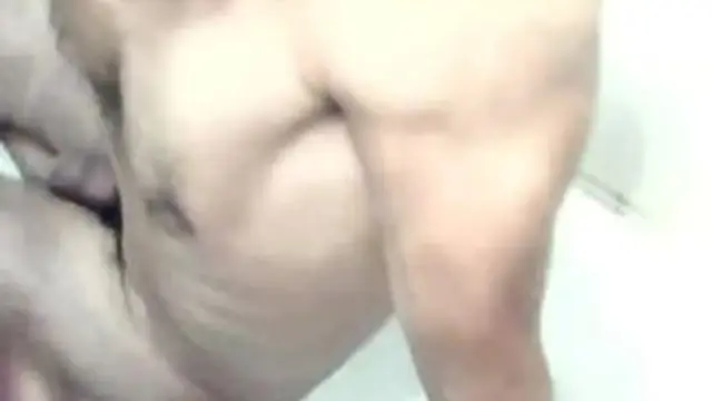 PISS AM BATH