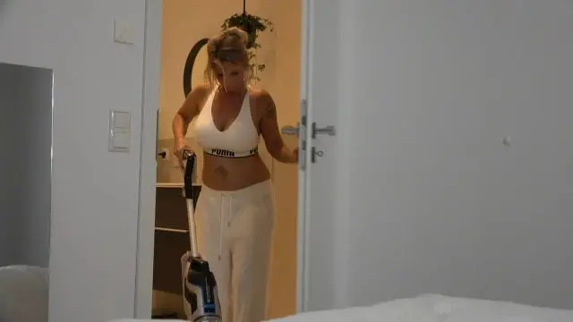 Luder! Haushaltshilfe ! Fremdfick mit Hausherr  Ich mach ab