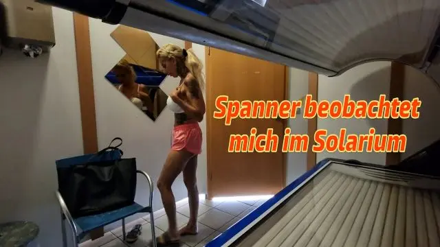 Spanner beobachtet mich im Solarium