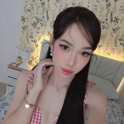 Christine21