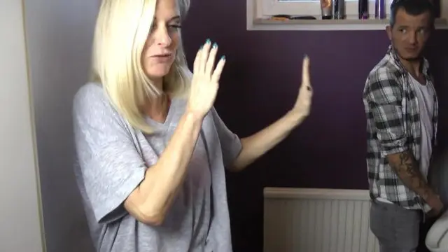 Die Parkplatz-Schlampe von der A3 – Fickbar für Jedermann!