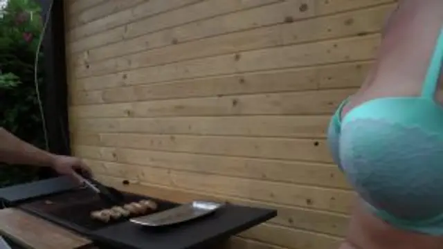 Grillen? Nein ! Ficken !