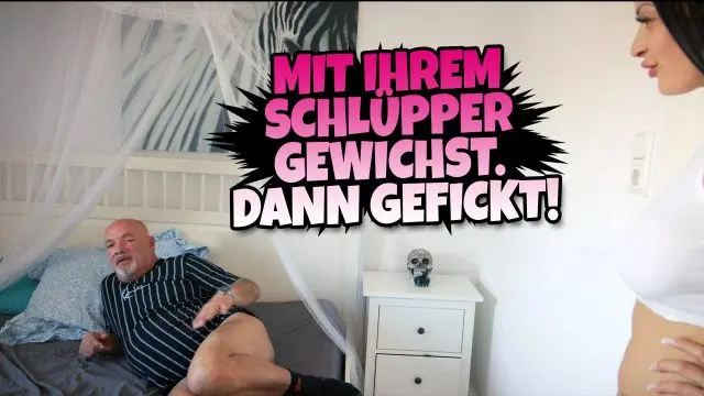 Mit ihrem Schlüpper gewichst. Dann gefickt!