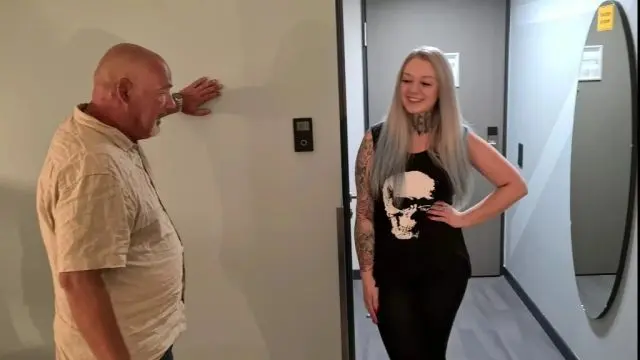 Poolreinigung Valery_Venom während Montage gefickt!