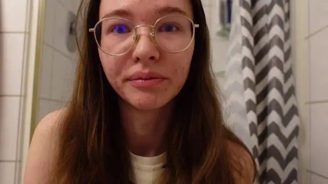 ICH PISSE MIR IN DIE HOSE!!