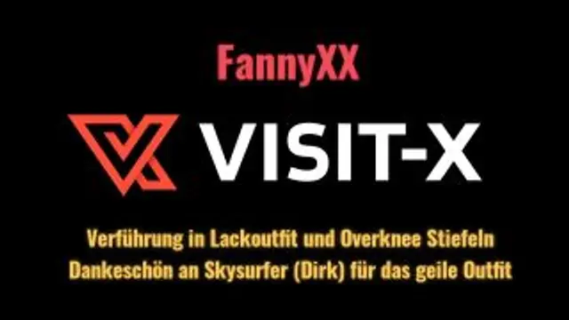 Verführung in Lackoutfit und Overknee Stiefeln