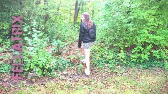 Outdoor-Action: Gelutscht, gefickt & explosive Pflanzenernte