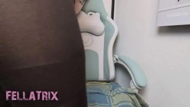 Squirting Tights - Der Strumpfhosensquirt