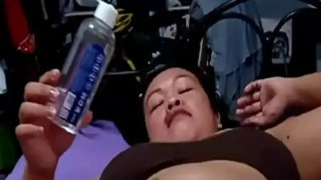 Schulmädchen Höschen nass und ich spiele meine Muschi