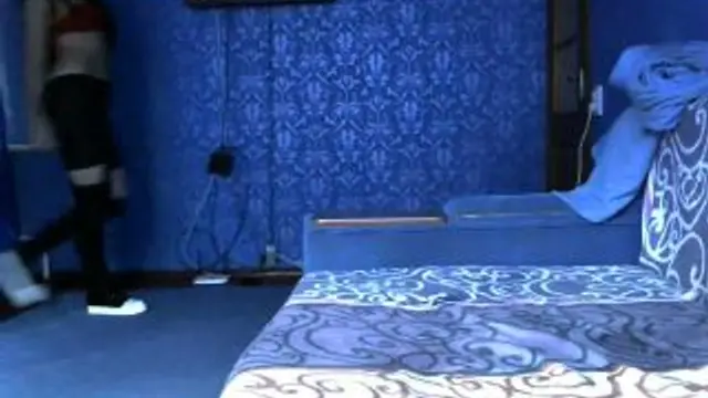 Klamotten vom Leib schneiden