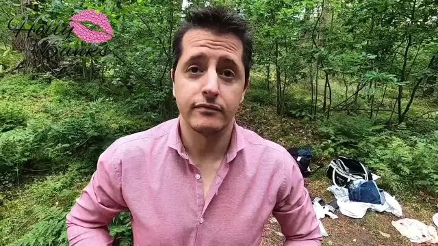 Holly, die Wald(Piss)Fee