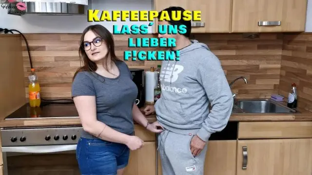 Kaffeepause? Lass uns lieber ficken