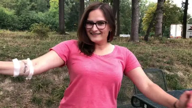 Public Piss auf Rastplatz