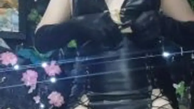 Ich werde dich mit meiner Double-Cum-Body-Kleidung dominiere