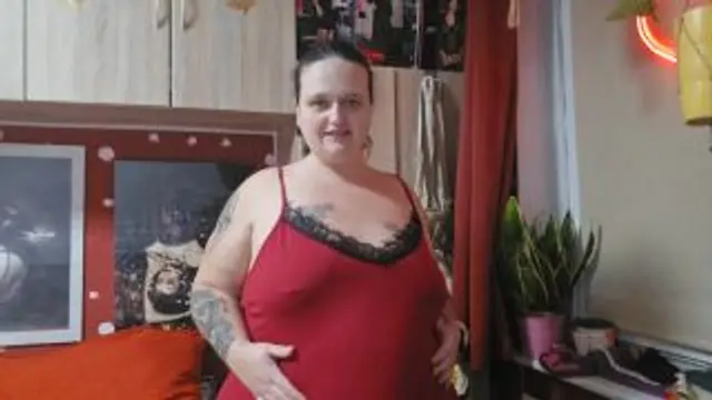 Sexy in rot oder schwarz