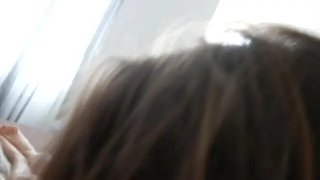 Lusttropfen wird geleckt und danach auf den Arsch gespritzt