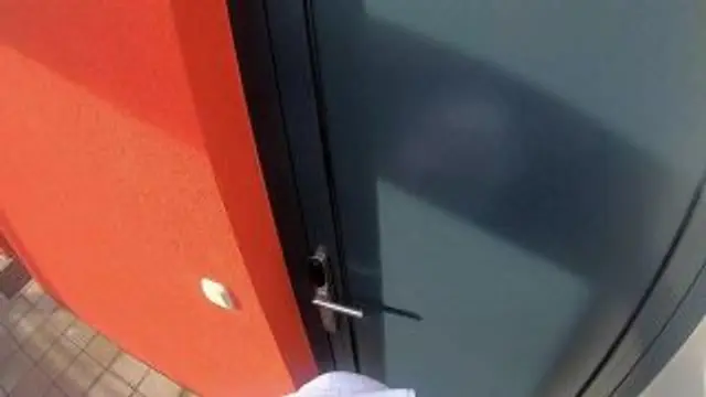 Hotel-Zimmerservice für Jennifer