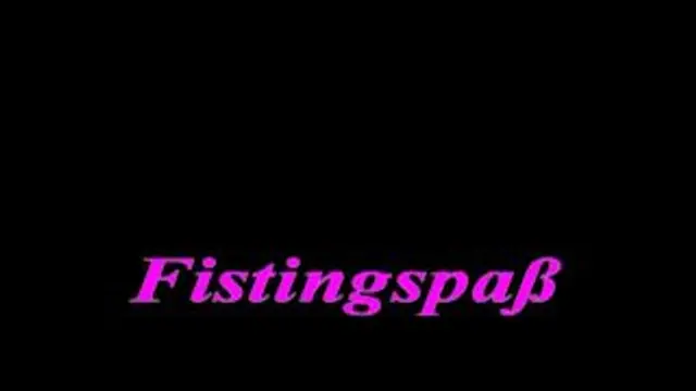 Fistingspass mit Freundin