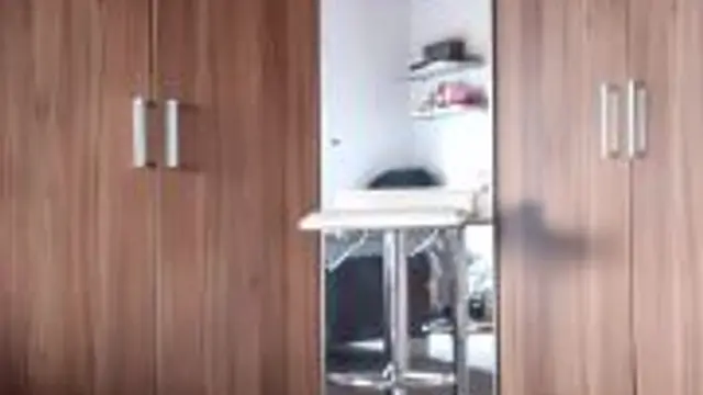 Strip nach dem Büro