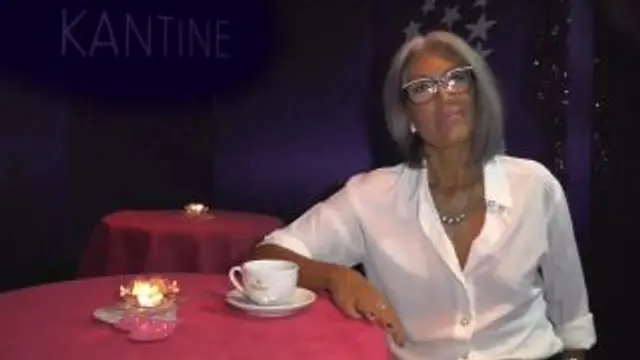 Sekretärin in der Pause