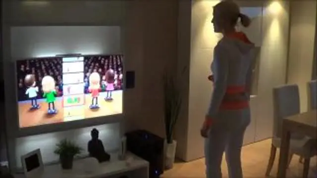 Beim Wii spielen halbnackt in Trainingsanzug gepisst