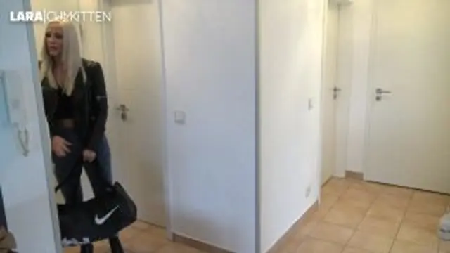 BEINE BREIT für ein verficktes Foto Shooting | XXL Facial