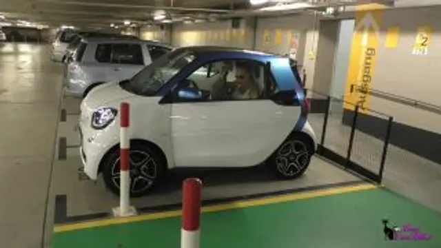 Extrem dreist - Public PISS mitten in der Kölner Fußgängerzone