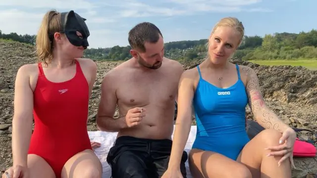 FICK Abenteuer am See | PUBLIC im Badeanzug