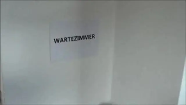 HEFTIG - Squirt auf der Fickmaschine