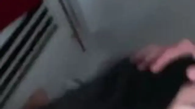 Ich liebe große, dicke und lange Schwänze in meinem Mund.